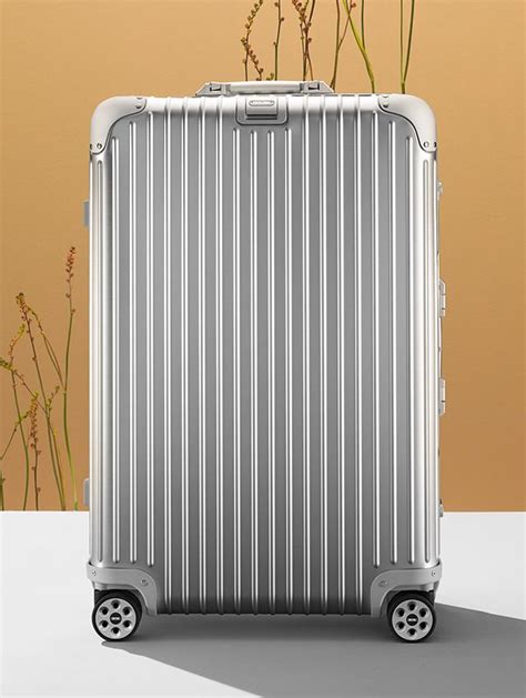 rimowa luggage website.